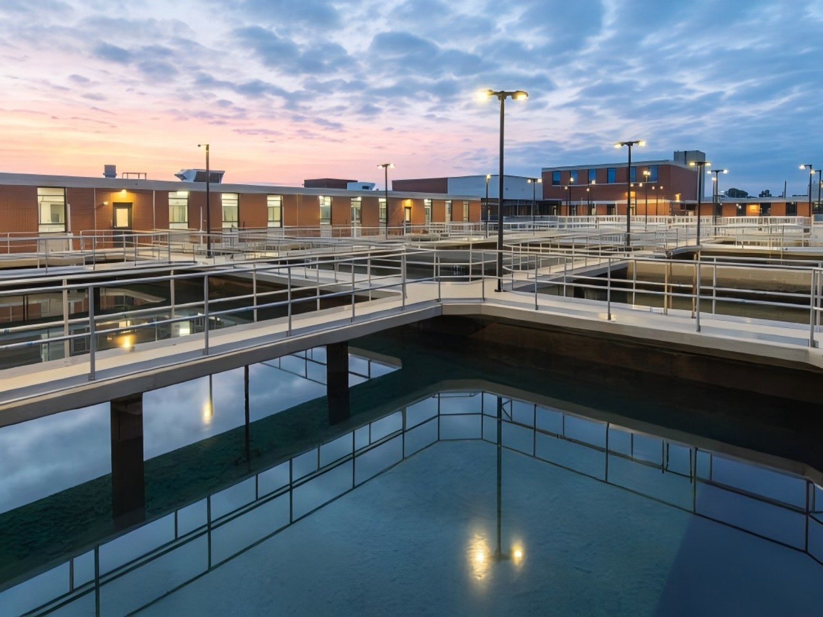 MuniGastoniaWTP-Aeration-TankWeb-640x4271 MuniGastoniaWTP-Aeration-TankWeb-640x4271